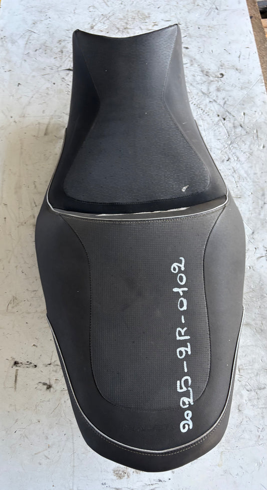 Selle confort bagster Kawasaki Er6n 2009/2011