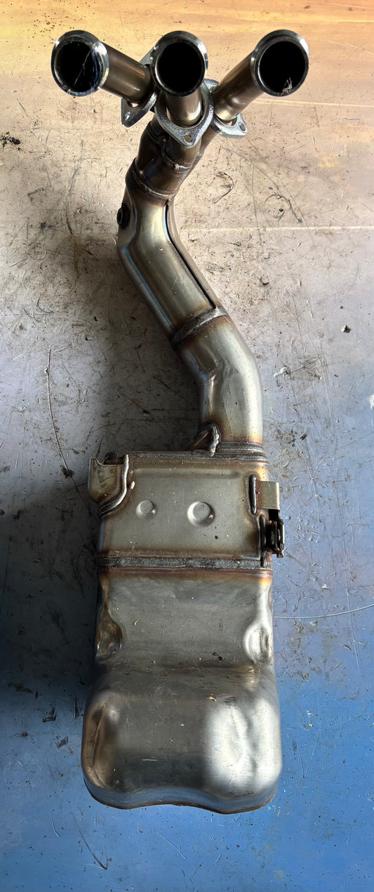 Ligne échappement origine yamaha mt 09 2021-2024