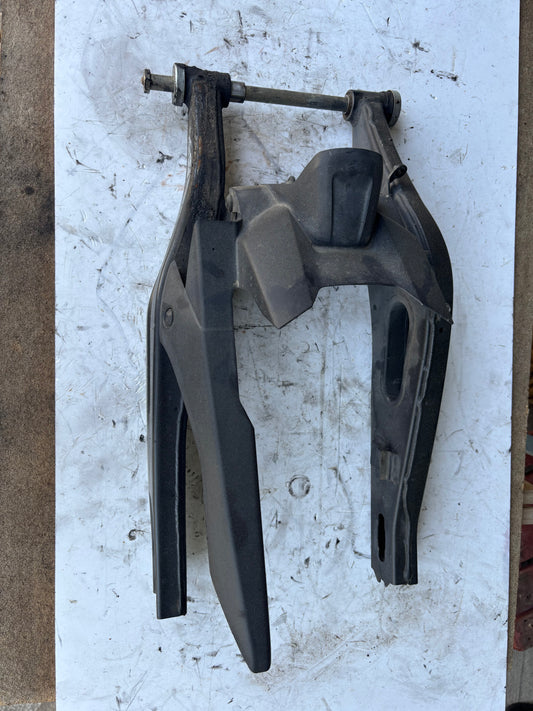 Bras oscillant NU yamaha mt 07 2014-2024