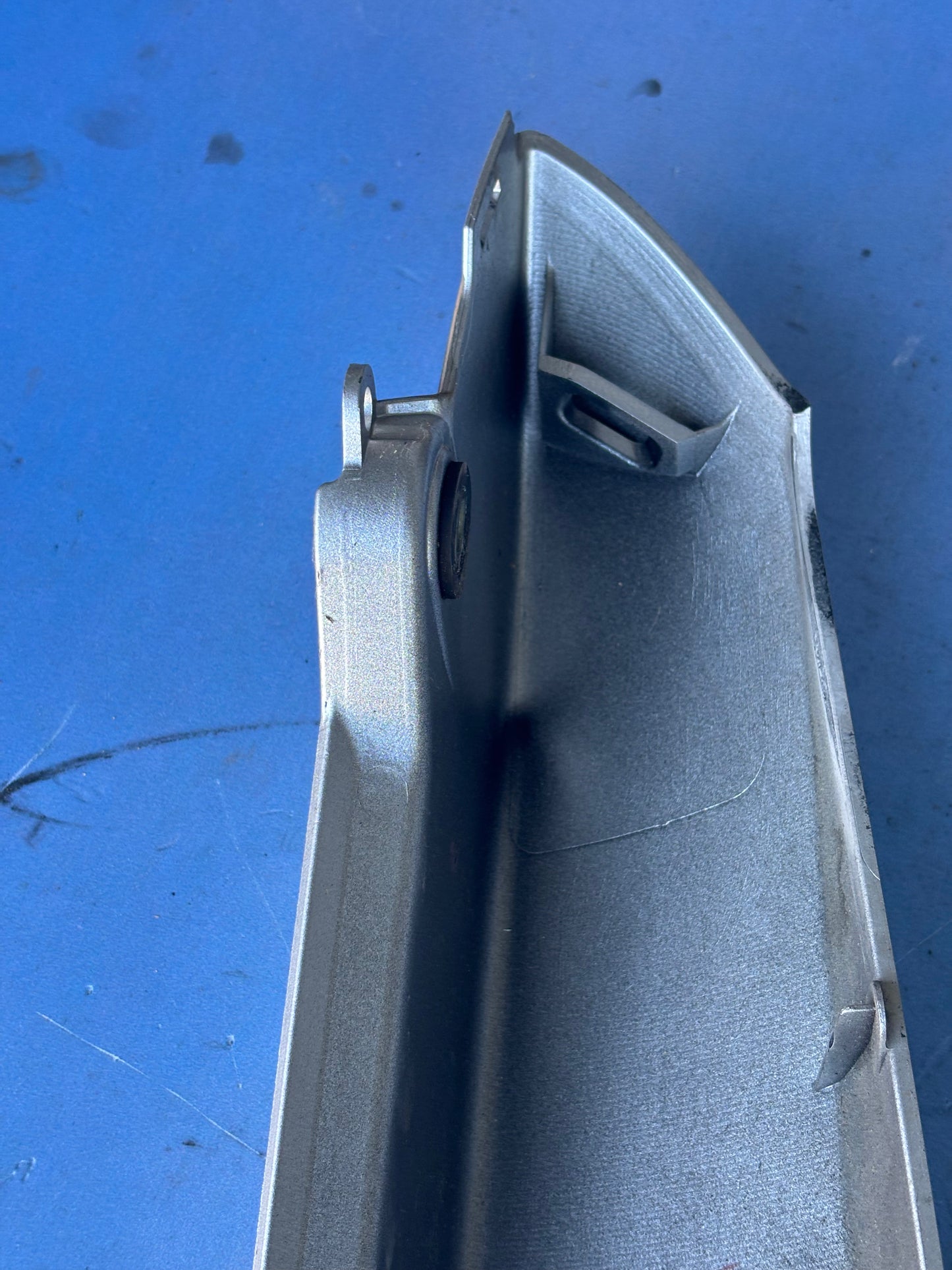 Carénage coque arrière droite Er6n er6f phase 1 2005/2008