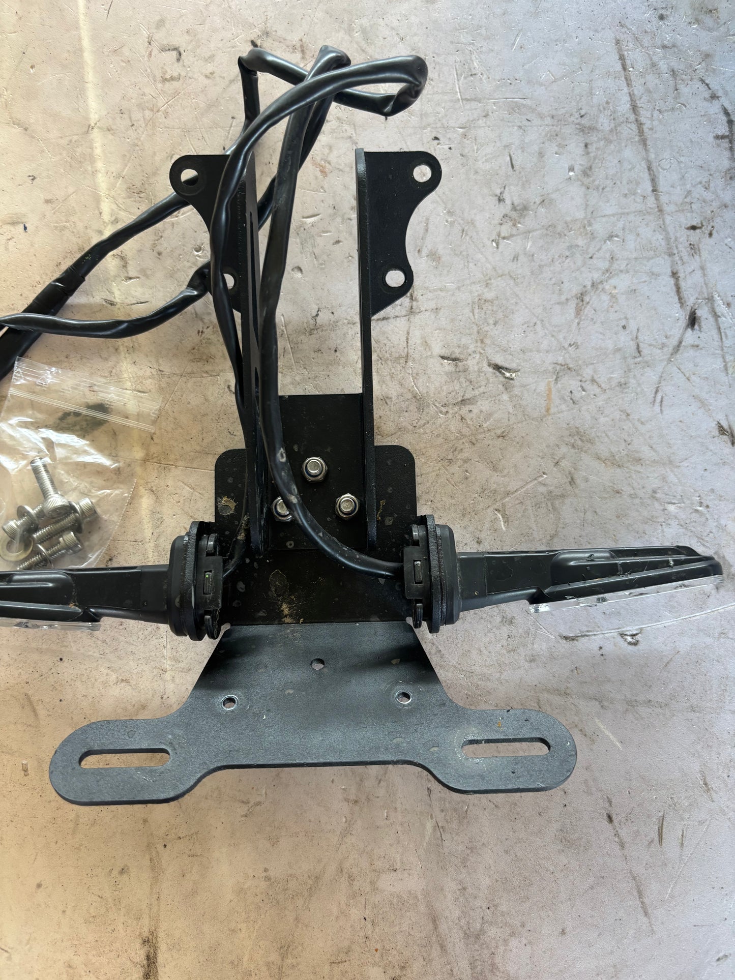 Support plaque court yamaha tracer 700 2020-2024