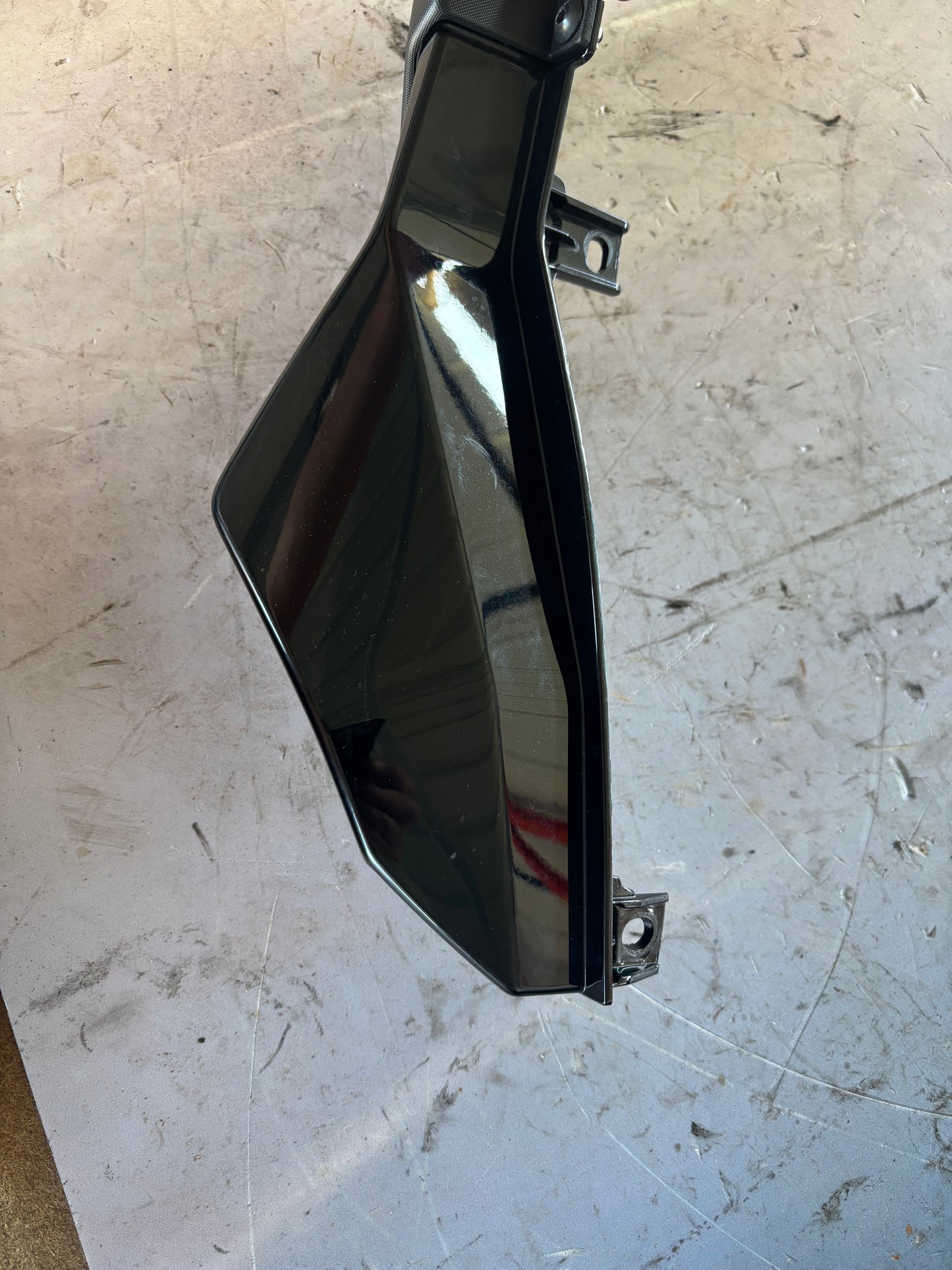 Carénage latérale arrière gauche yamaha tracer 700 2017-2024