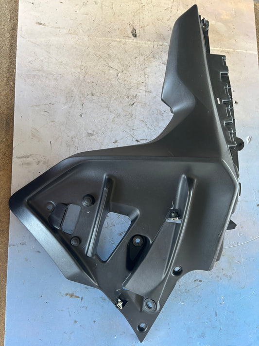 Support flanc droit carénage yamaha tracer 700 2020-2024