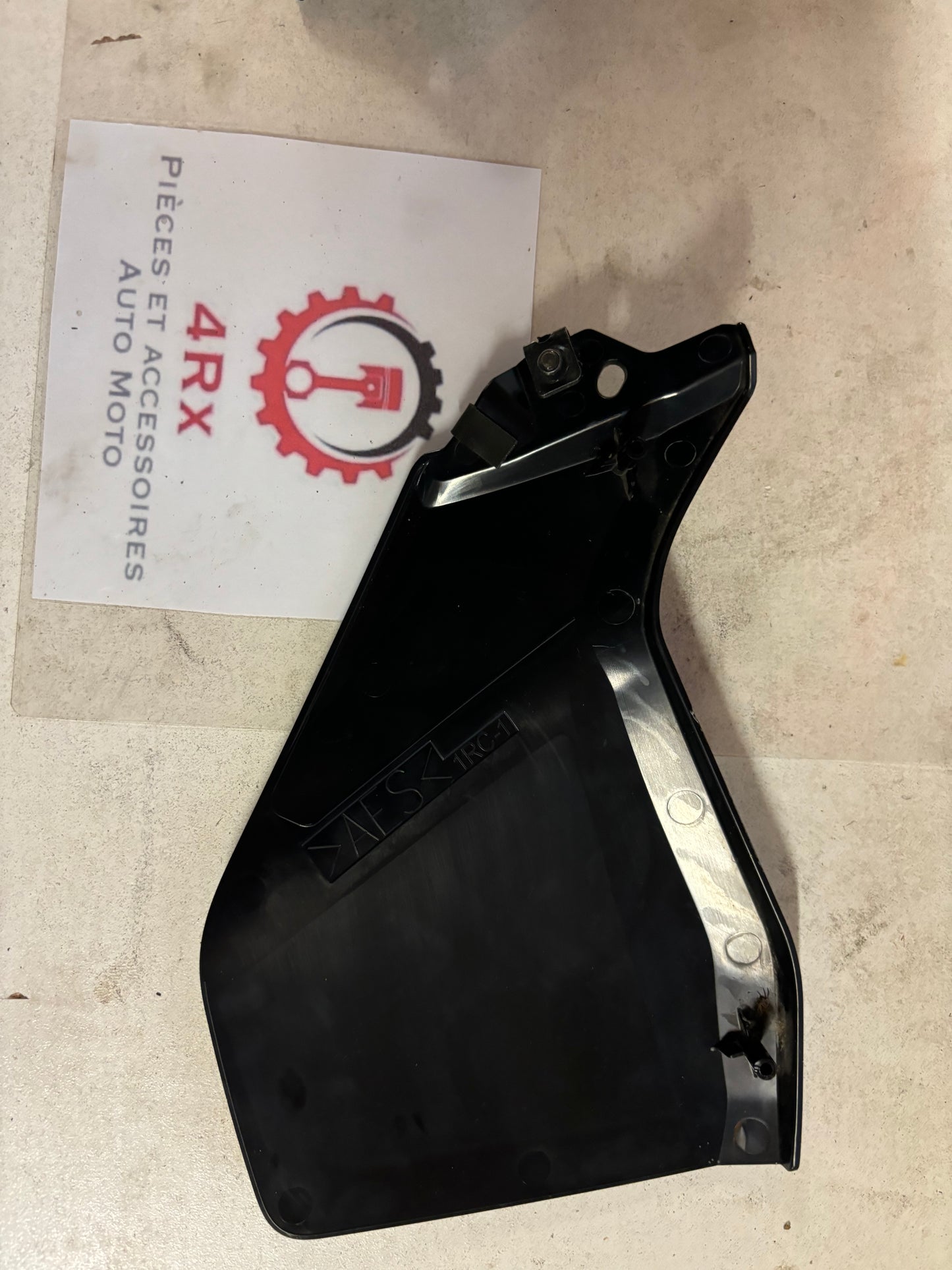 Pad protection latéral Yamaha mt09 gauche