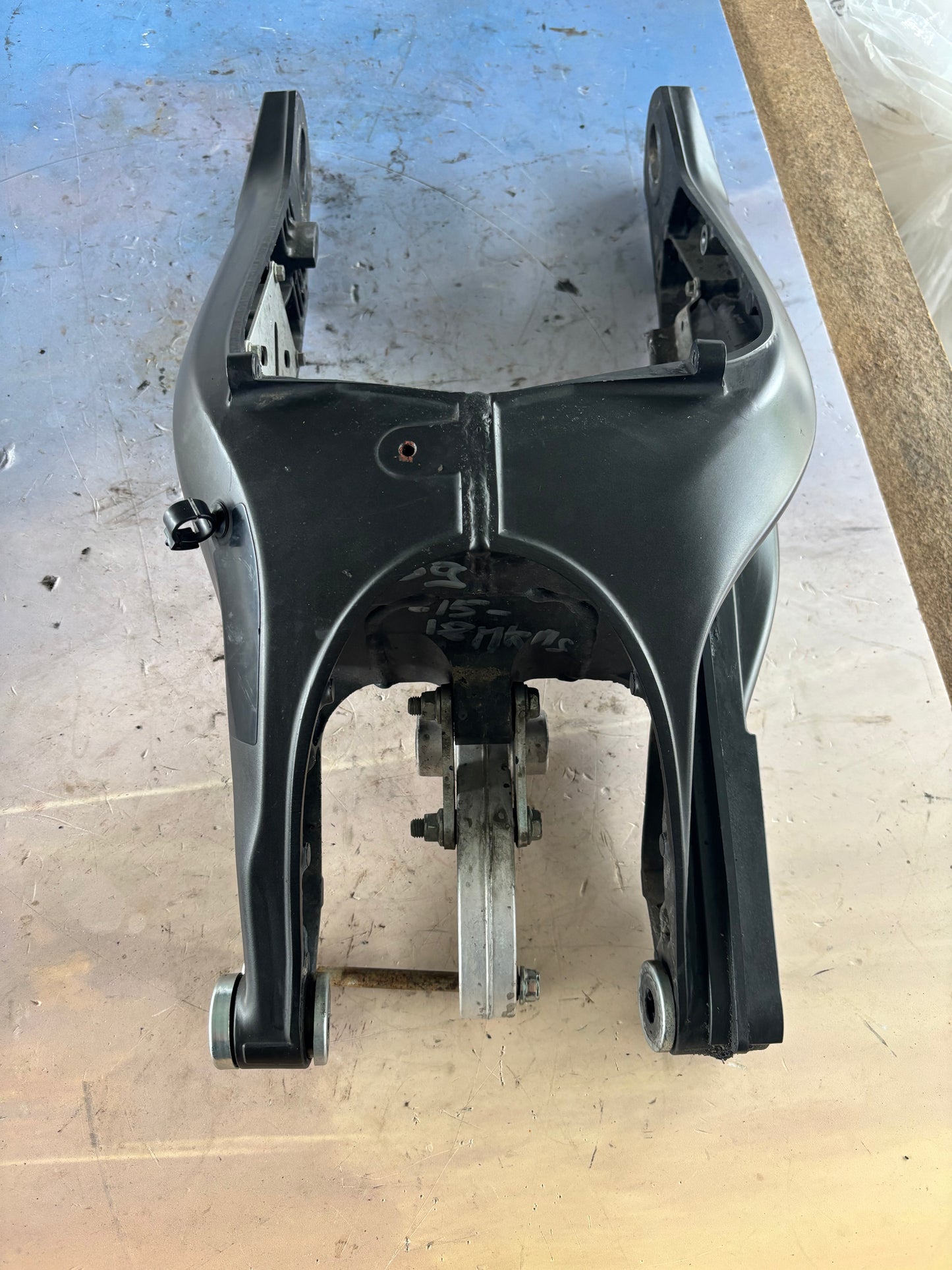 Bras oscillant yamaha mt 09 2013-2016