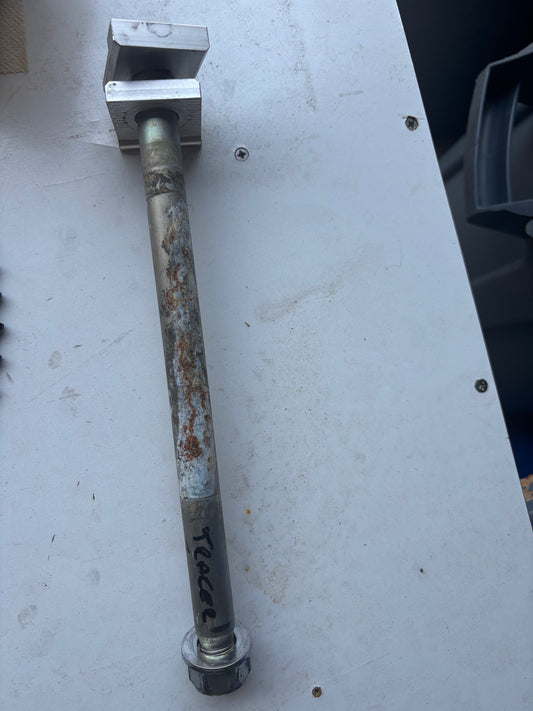 Axe roue arrière Yamaha tracer 700 2020/2024