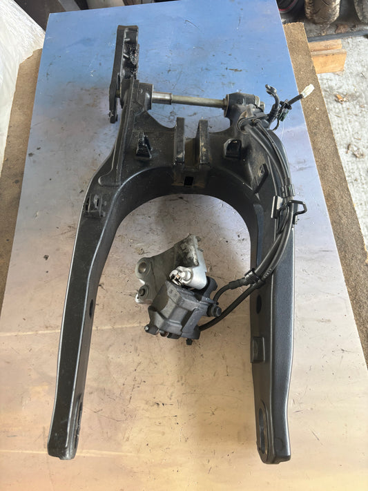 Bras oscillant arrière Yamaha tracer 700 GT 2020/2024