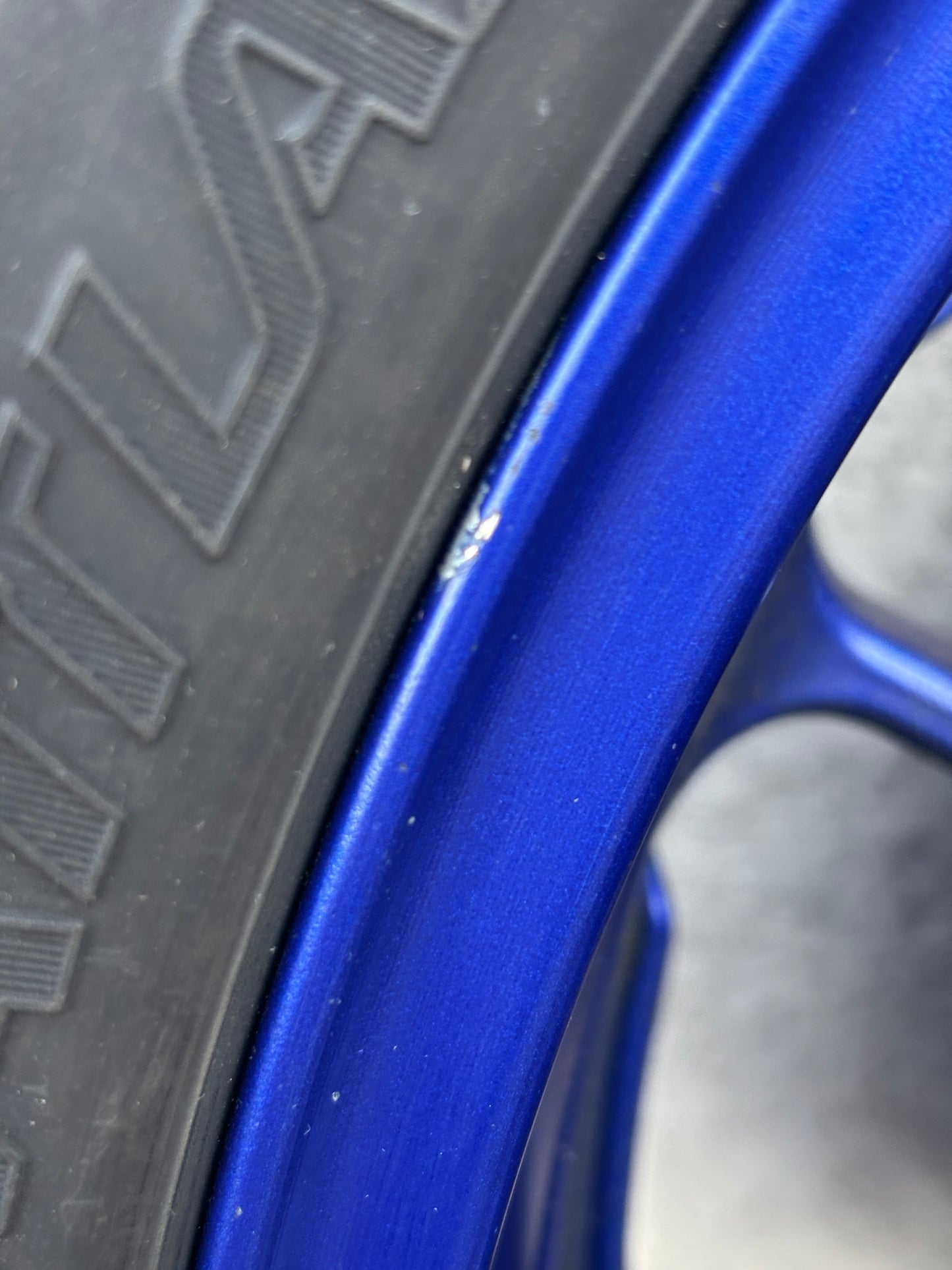 Roue jante disque avant arrière ABS Yamaha r7 2020/2024