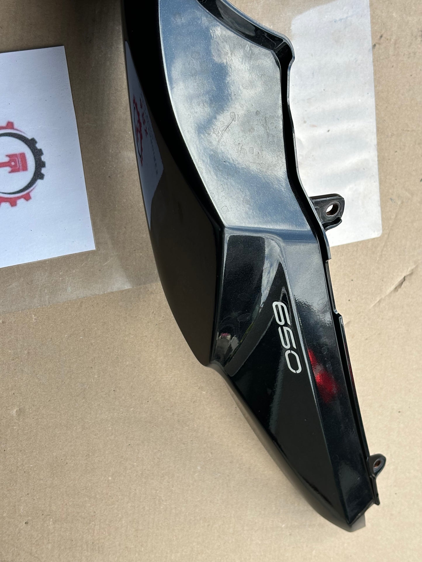 Carénage arrière gauche Kawasaki z650 17/19