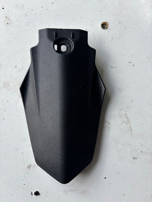 Carénage couvercle feu arrière Yamaha r7 2021-2024