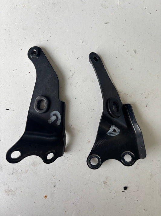 Support carénage latéraux supérieur droit et gauche Yamaha r7 2021-2024 BEB2138K00/BEB2138L00