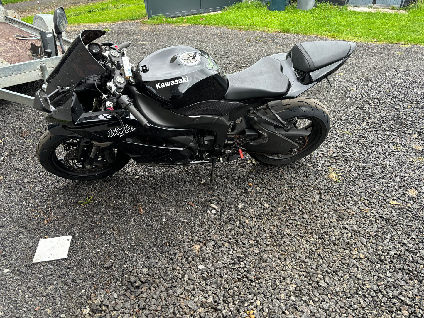 Kawasaki zx6r 2011