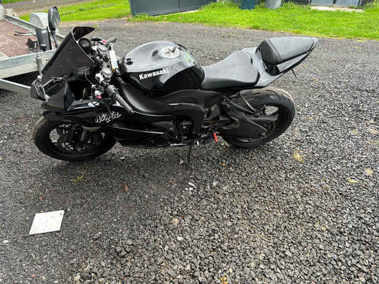 Kawasaki zx6r 2011