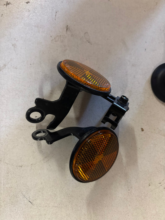 Catadioptre roue avant Yamaha r7 2021-2024