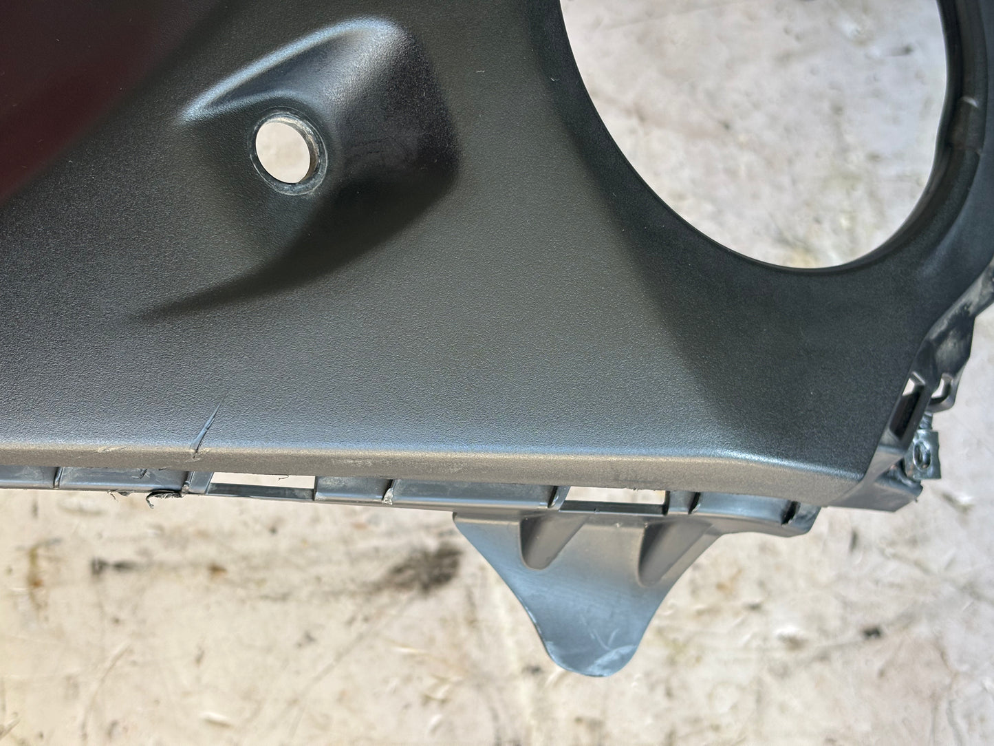 Carénage centrale réservoir yamaha mt 07 2021-2024