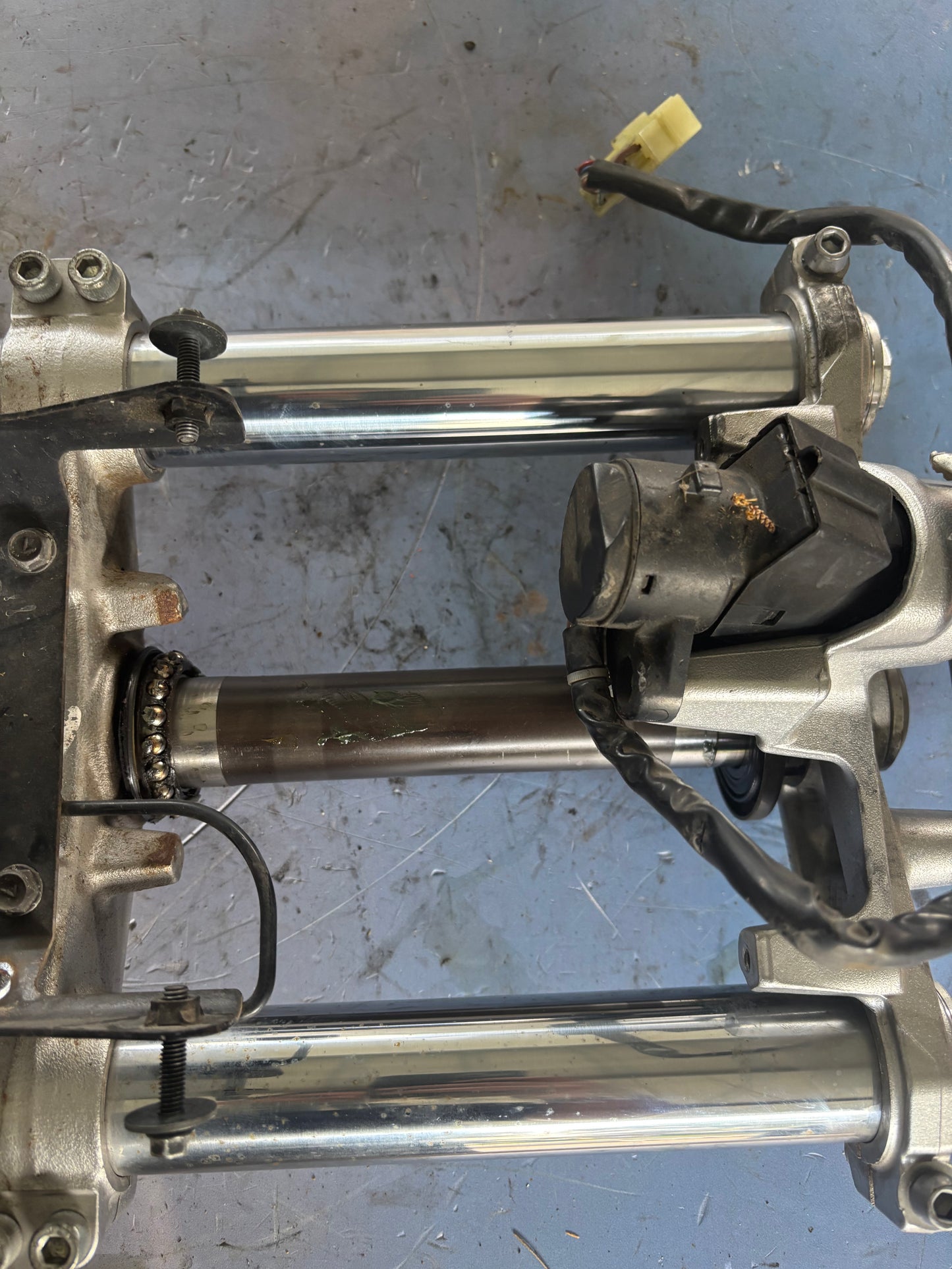 Fourche Kawasaki Er6n sans ABS 2005/2008
