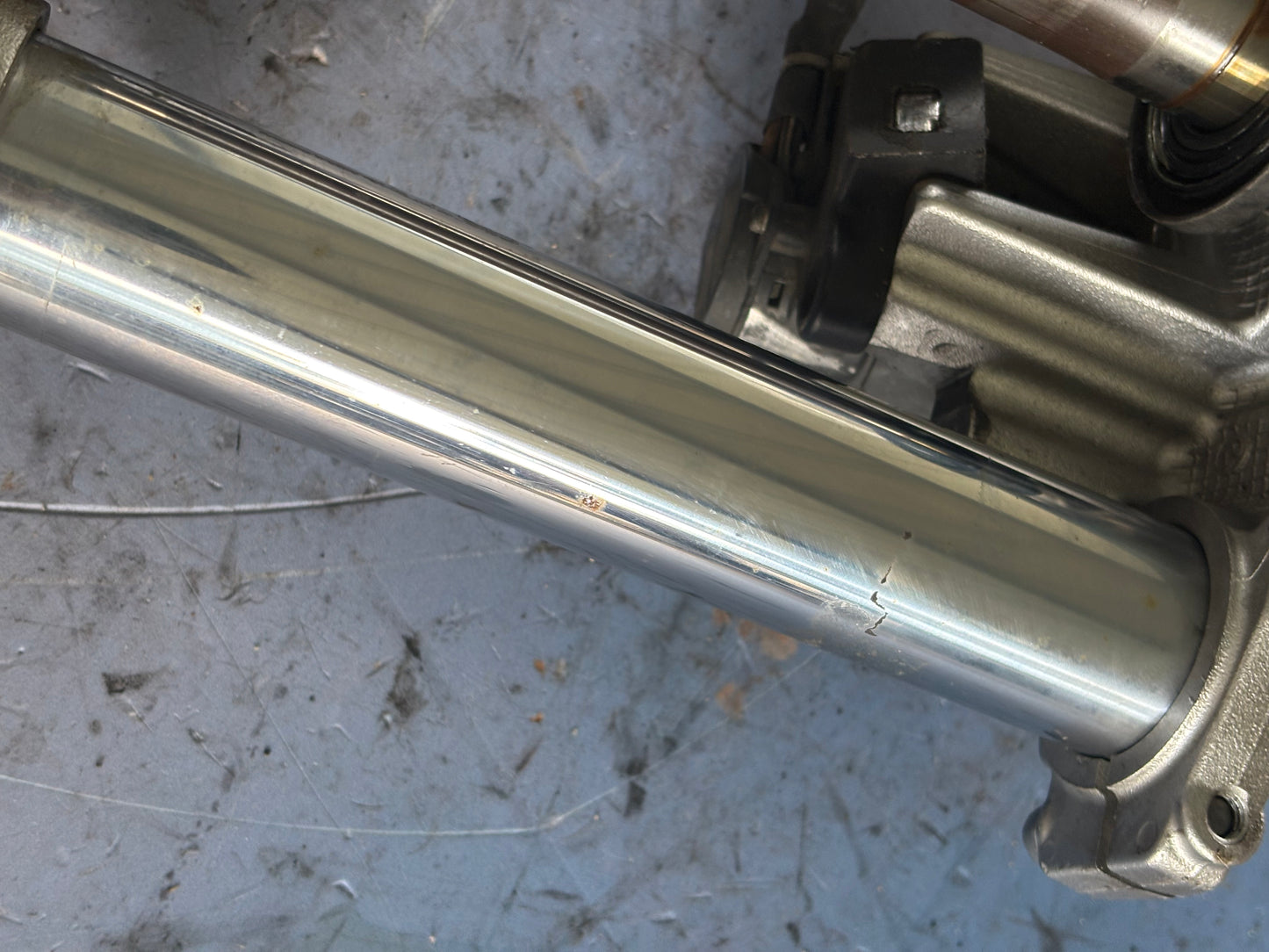 Fourche Kawasaki Er6n sans ABS 2005/2008