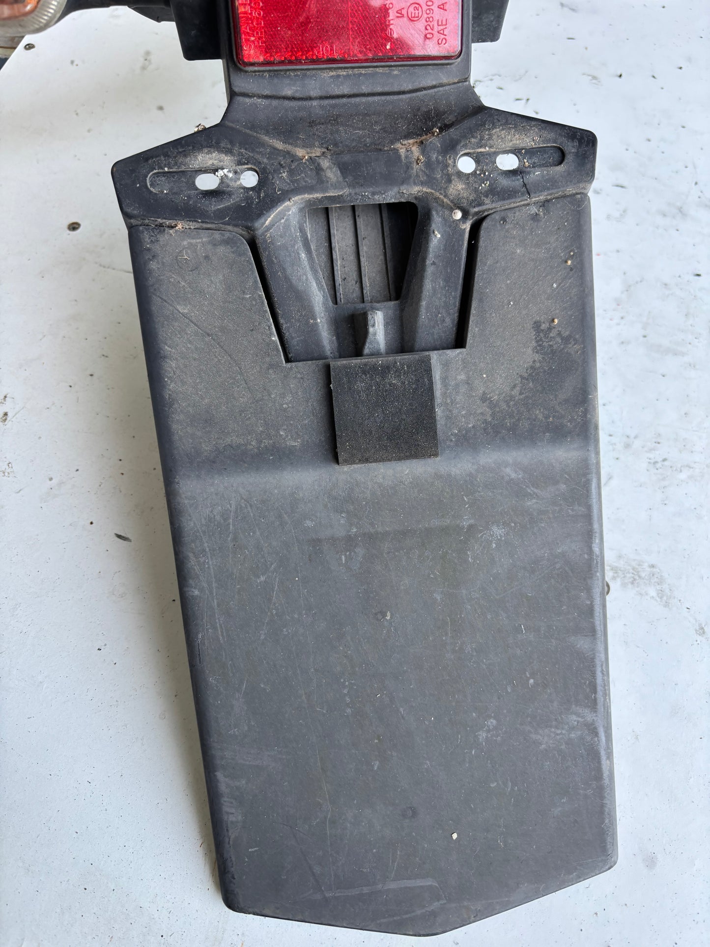 Support plaque immatriculation bavette  Yamaha tracer 900 2015/2020