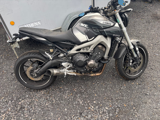 Mt09 2015 toutes pièces disponible