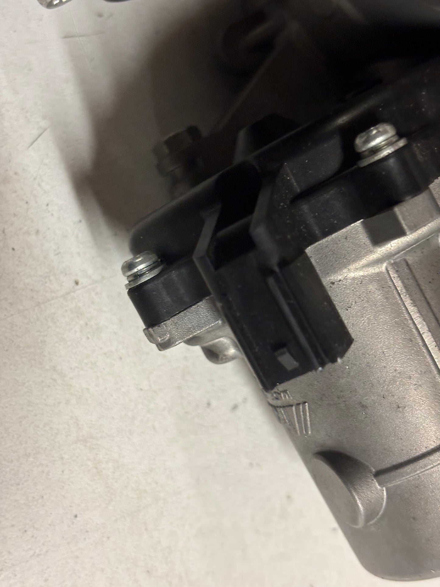 Einspritz-Ansaugrampe Yamaha MT 09 und Tracer 900 2013-2020