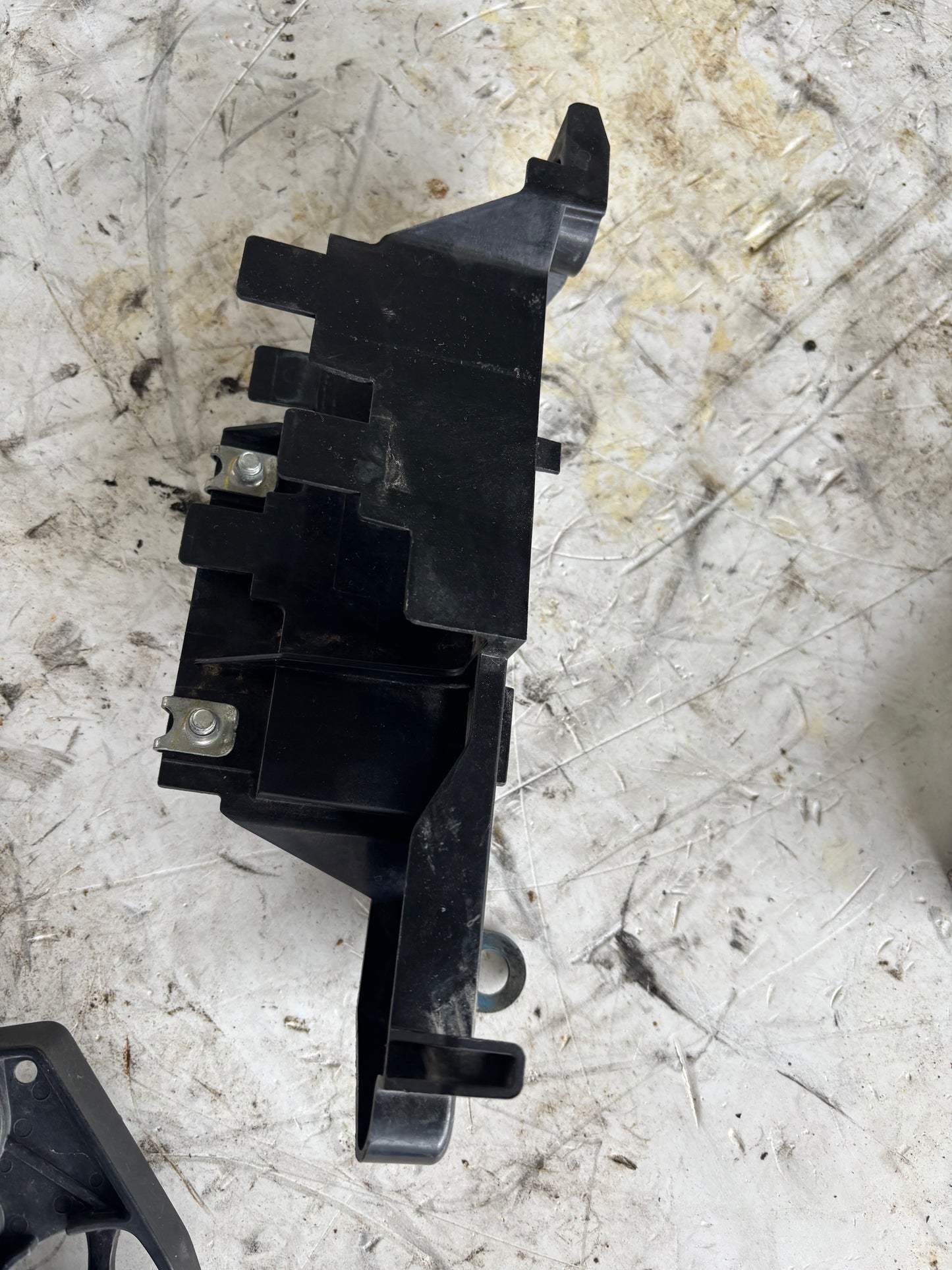 Support couvercle relais régulateur gauche Yamaha mt-07 mt07 2014/2017