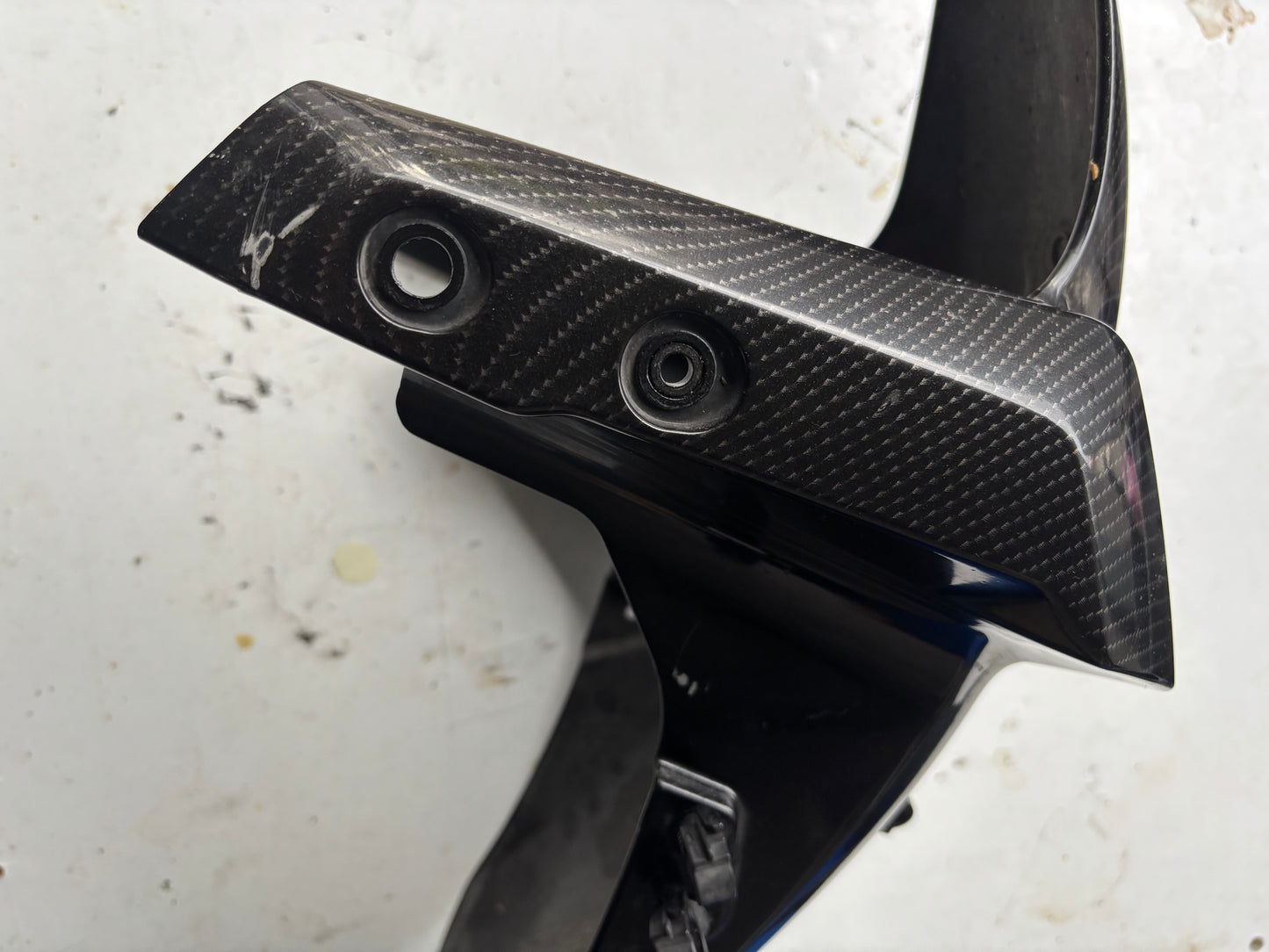 Garde boue avant yamaha mt 09 mt09 2013-2020 effet carbone