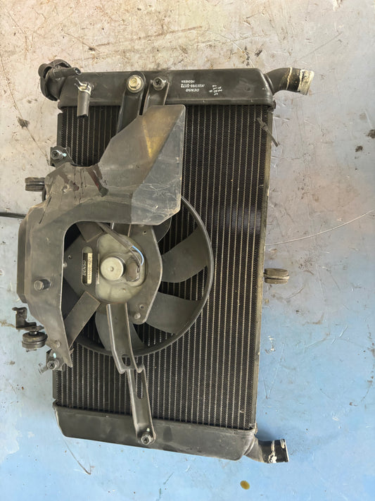 Radiateur yamaha mt 09 SP / mt-09 2017/2020