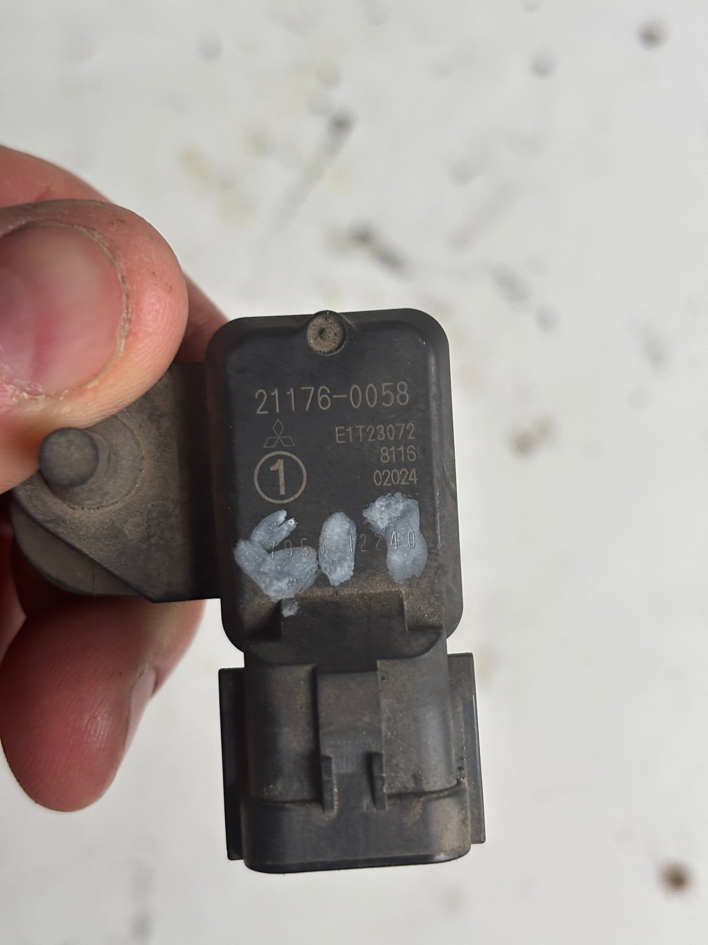 Capteur pression atmosphérique sonde pression air Er6n er6f 2005/2008