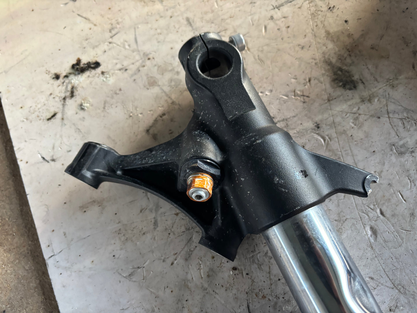 Fourche ABS yamaha mt 09 SP 2017-2020 POUR PIÈCES 🚨