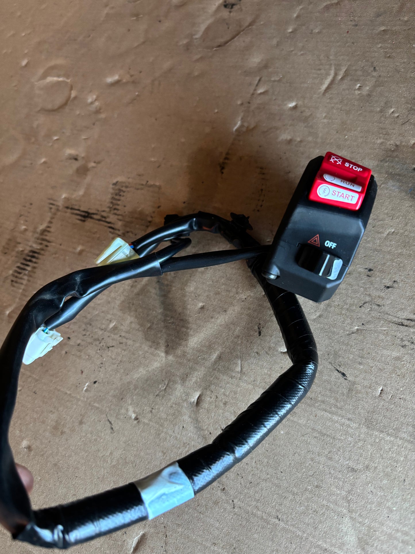 Rechter Schalter Start Yamaha MT07 2021-2024