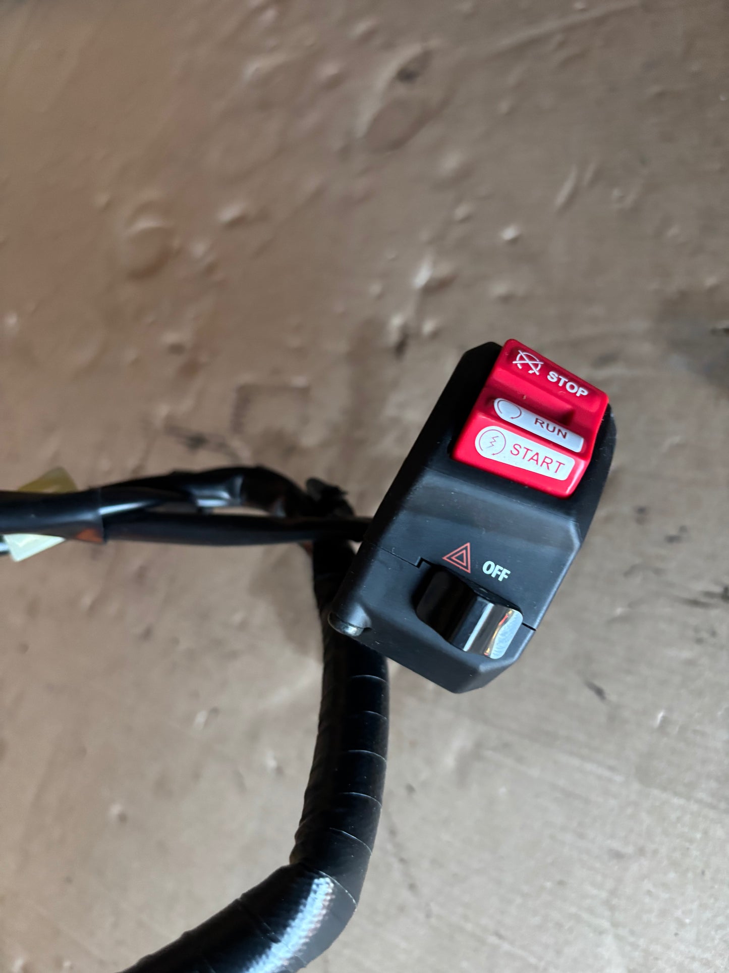 Rechter Schalter Start Yamaha MT07 2021-2024