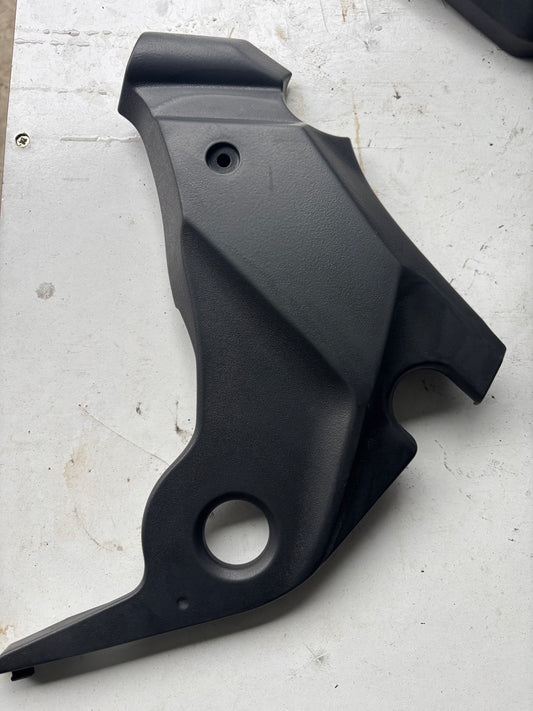 Protection cadre gauche Kawasaki Er6n  Er6F 2009/2011