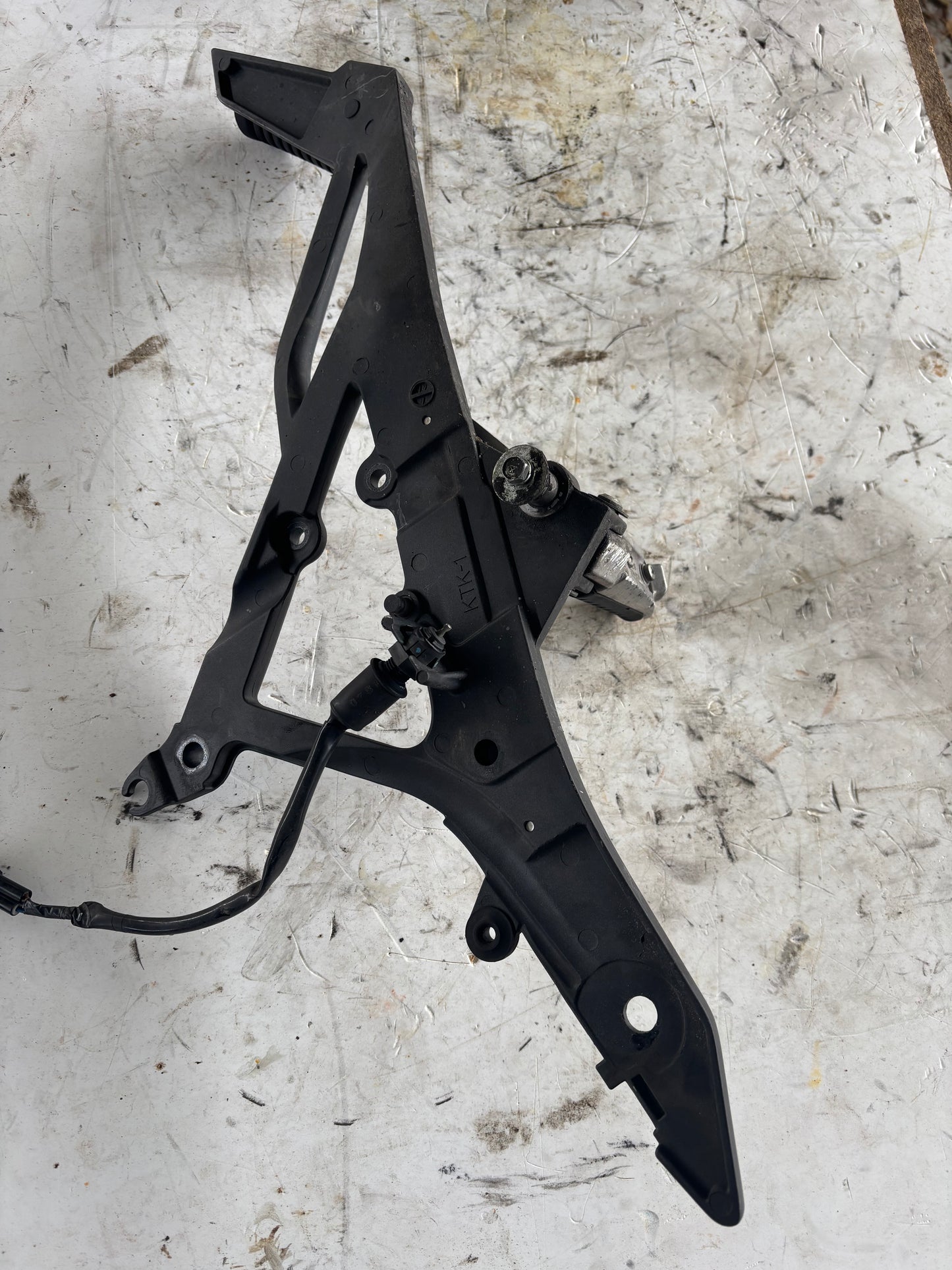 Platine droite Kawasaki er6n Er6F 2009/2011