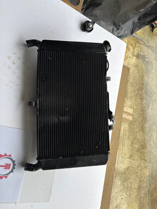 Radiateur yamaha mt 09 SP 2017-2020