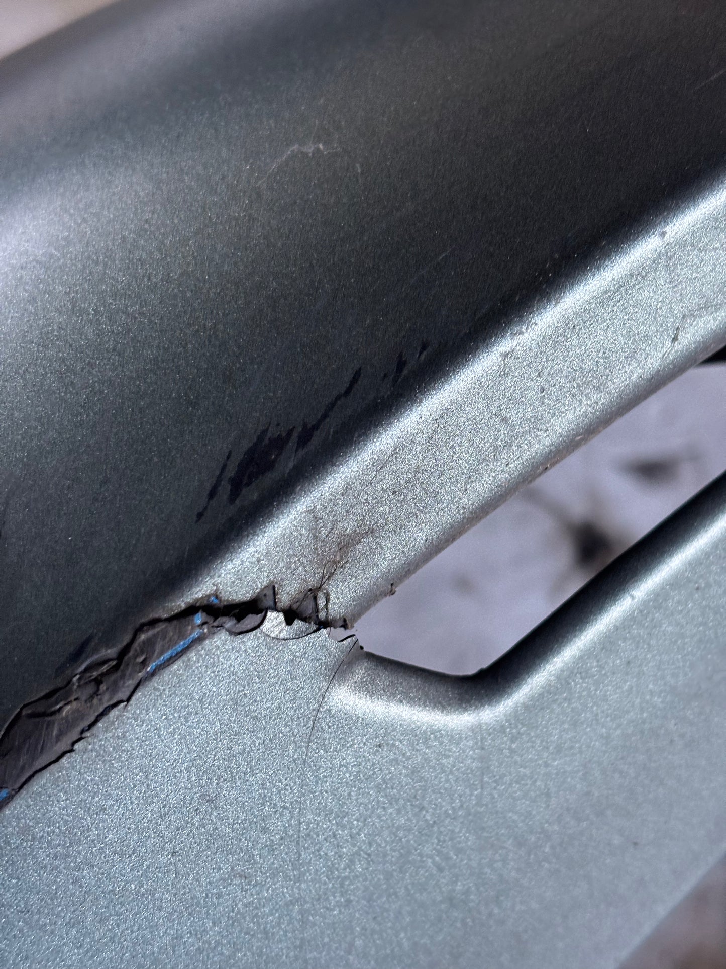 Écope gauche Kawasaki Er6n 2009/2011