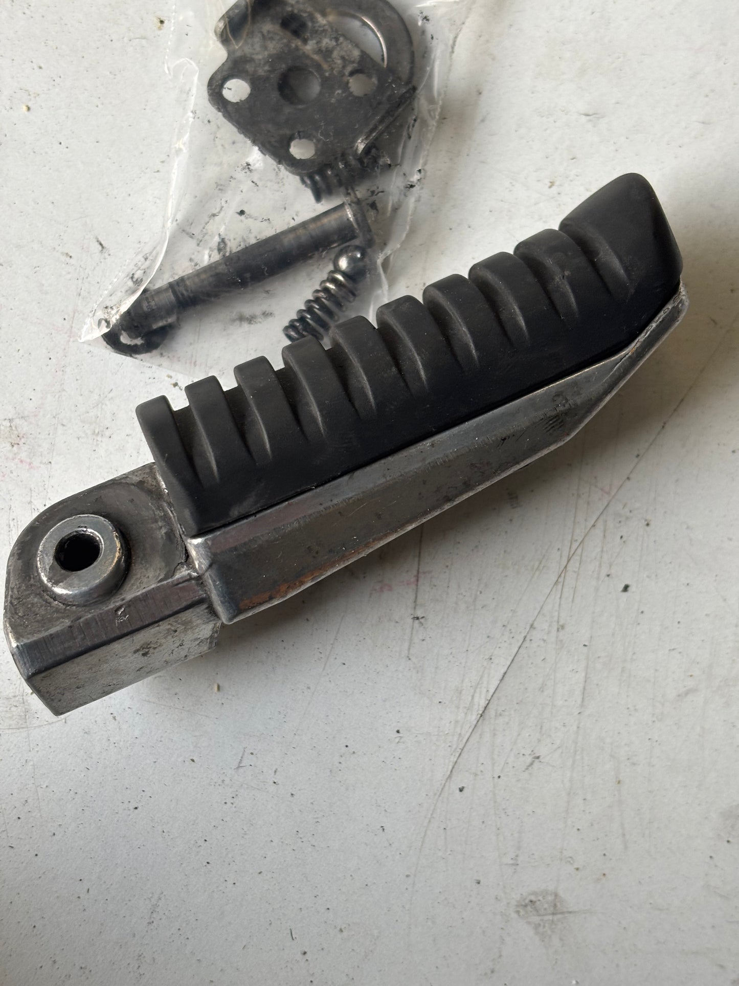 Repose cale pied arrière gauche kawasaki er6n er6f 2009/2016