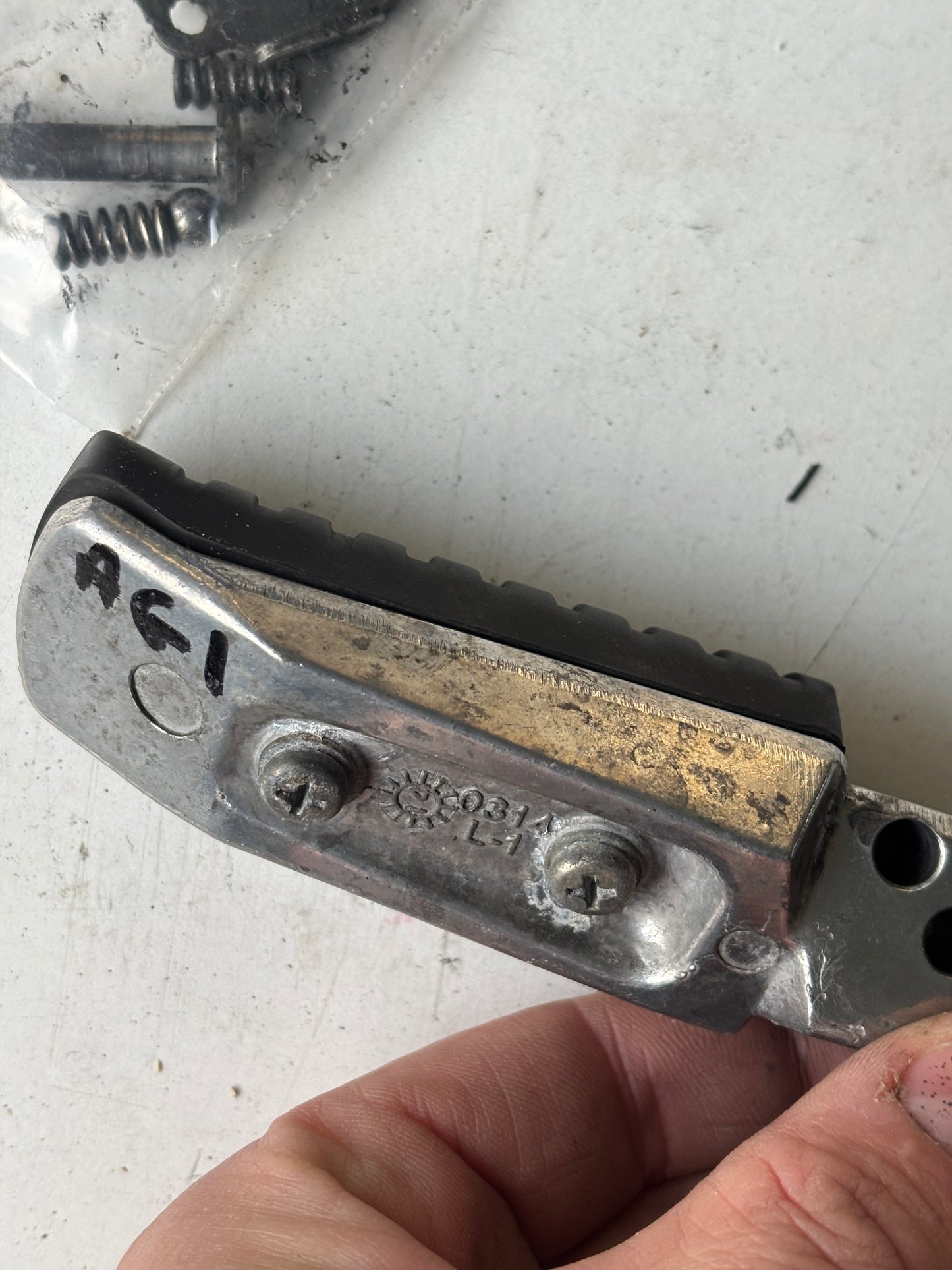 Repose cale pied arrière gauche kawasaki er6n er6f 2009/2016