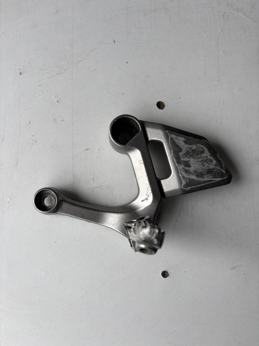 Platine conducteur gauche Yamaha mt 09 / tracer 900  2015/2020