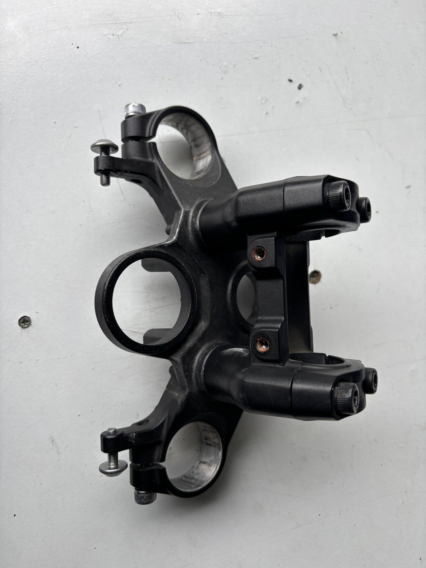 Pontet support de guidon et té inférieur yamaha mt07 2021-2024