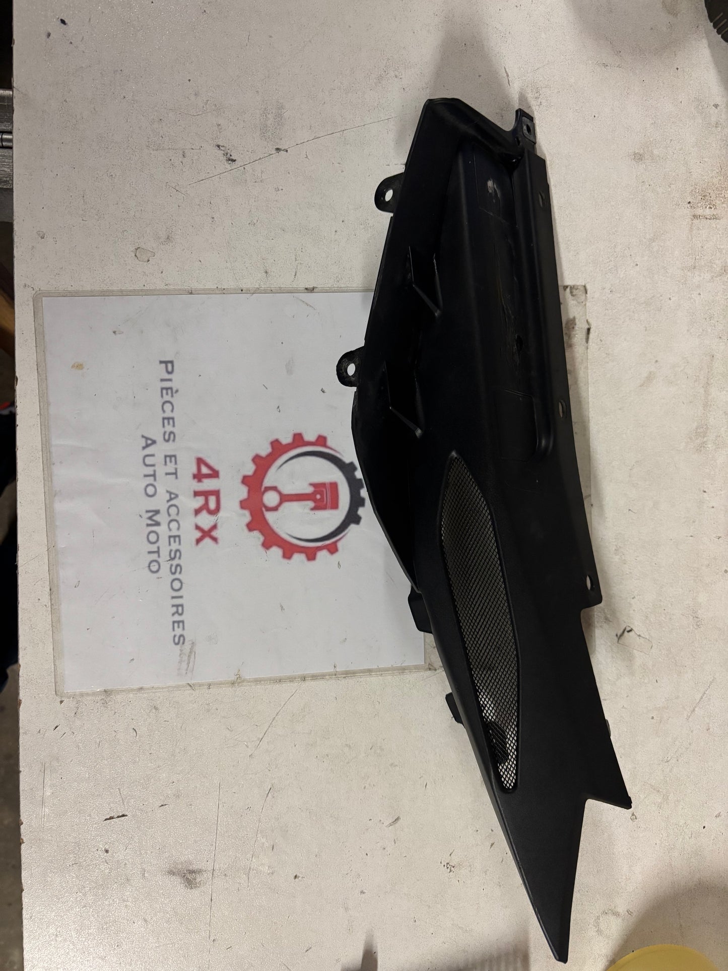 Carénage cache latérale coque arrière droit Yamaha mt09 2017/2020