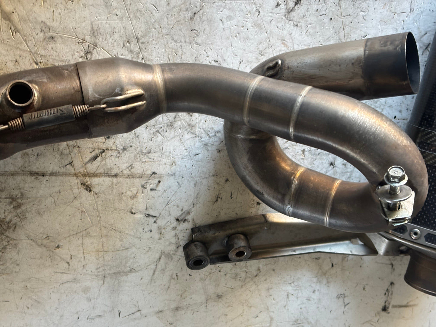 Ligne échappement akrapovic  S-Y9R2-AFC yamaha mt 09 mt09 2013-2020