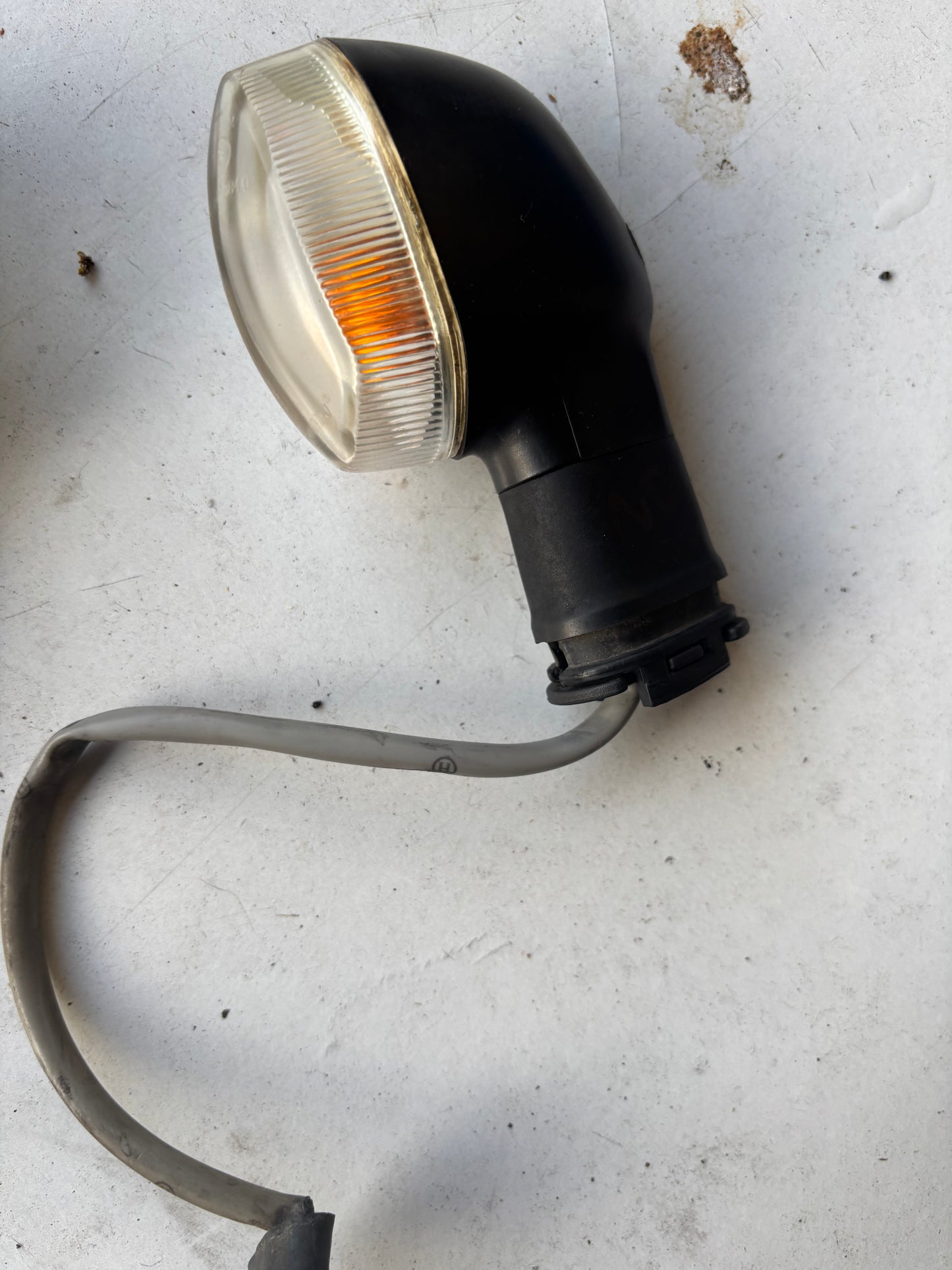 Clignotant  avant droit yamaha tracer 900 2015/2020
