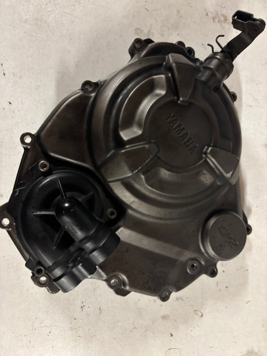 Carter embrayage pompe eau  yamaha 2014/2024 mt07 / tracer 700 / xsr 700 / R7