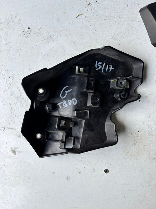 Support relais Gauche  Yamaha tracer 900 2015/2017 2PP2836H0100