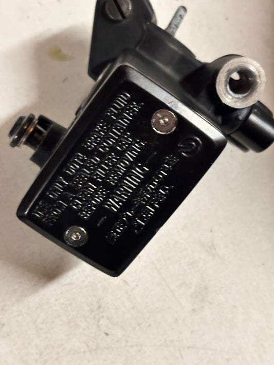 Maître cylindre de frein avant yamaha mt 09 2017/2020 Sp