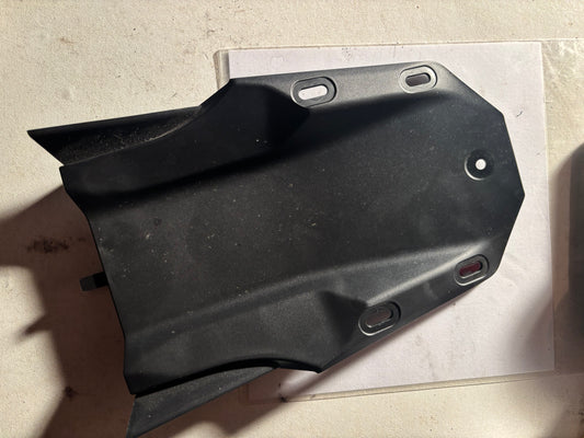 Yamaha R7 2021-2024 Hinterradkasten