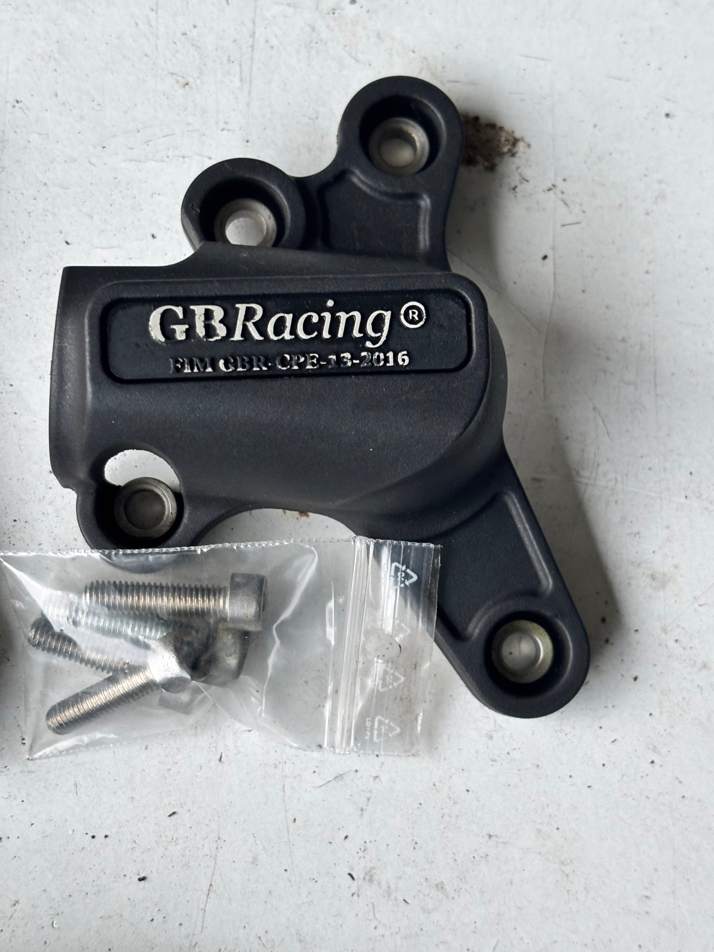 Protection pare carter yamaha mt09 et tracer 900 2013 - 2020 GB racing