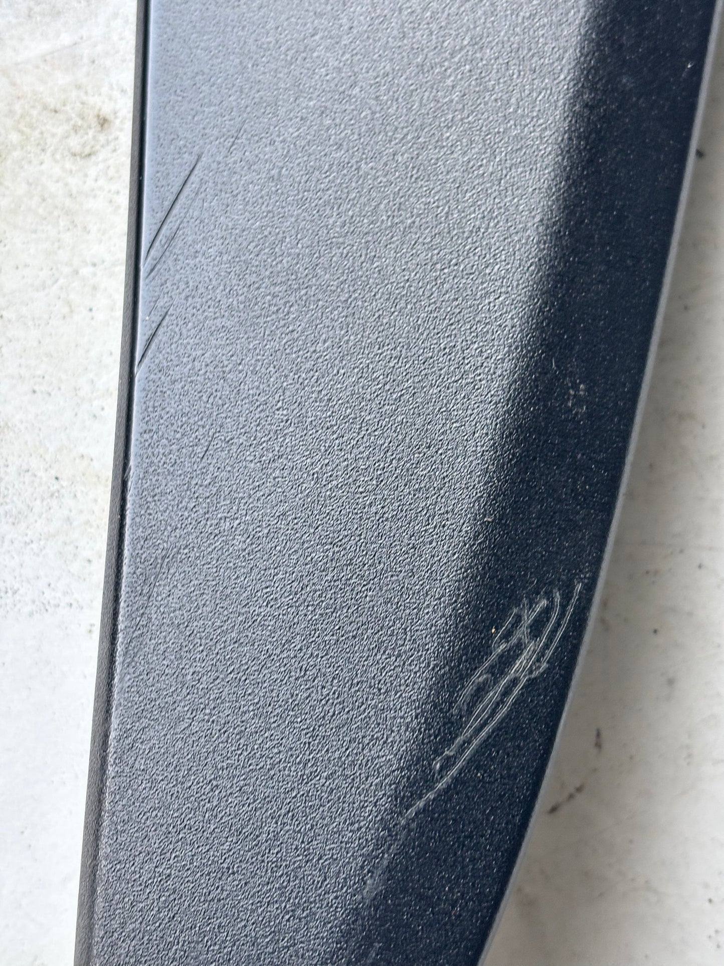 Carénage latéral droit protection réservoir  sous selle Kawasaki Er6n er6f 2005/2008