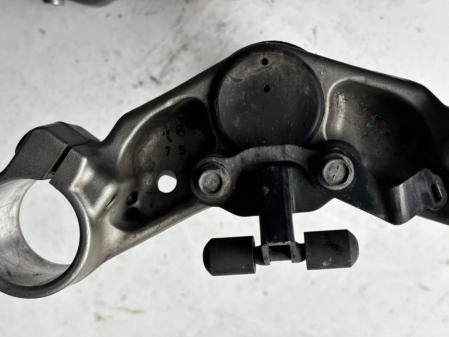 Untere Gabelbrücke Yamaha MT07 2014/2020