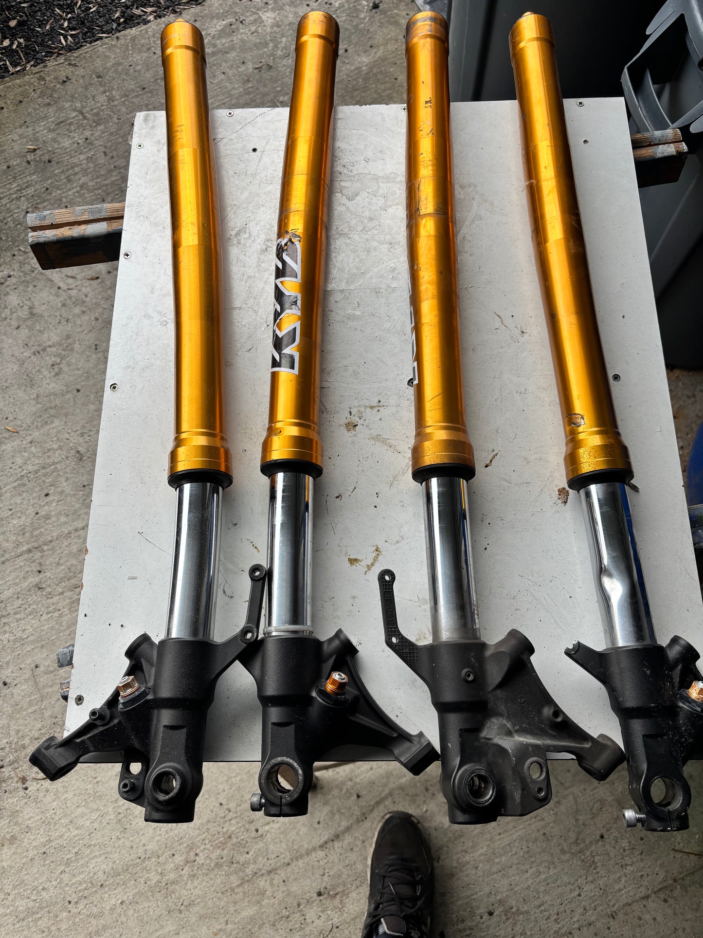 Lot Fourche ABS kayaba yamaha mt 09 SP POUR PIÈCES 🚨